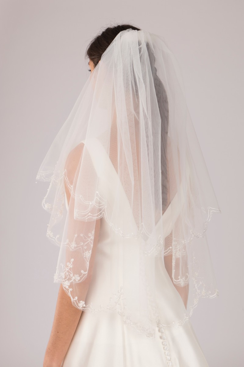 VELO BORDO RICAMATO A MANO L5WTONDOV037