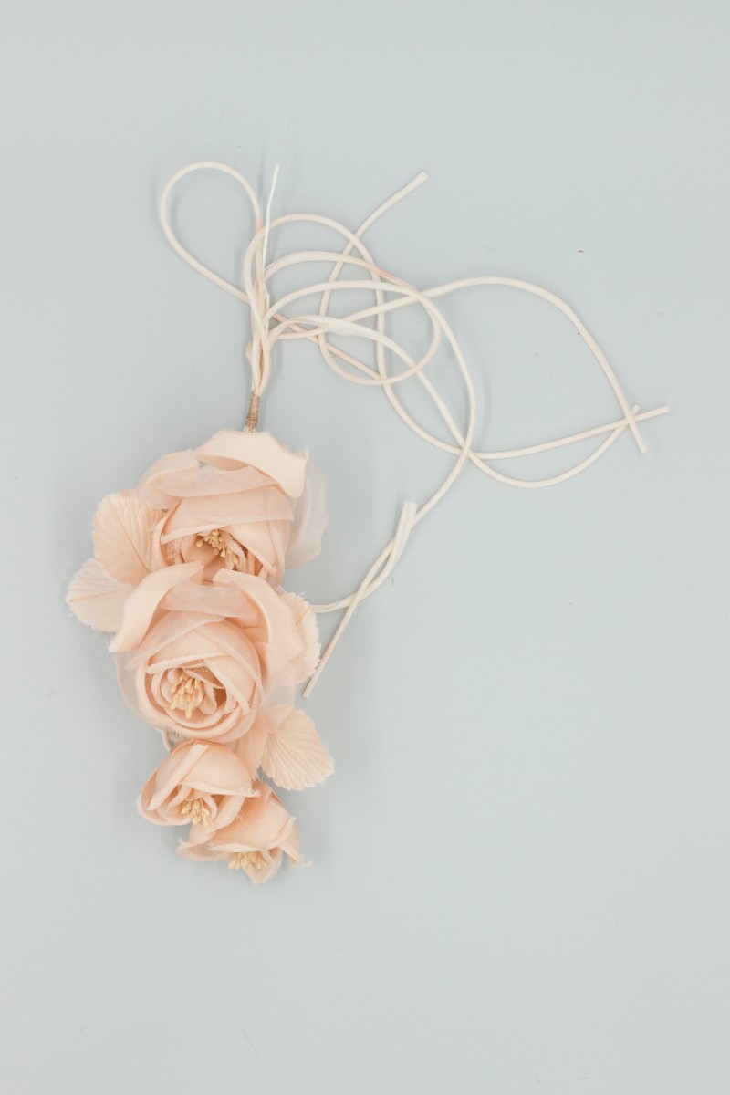 TRALCIO 2 ROSE + 2 BOCCIOLI + FOGLIE Z5V80730CI