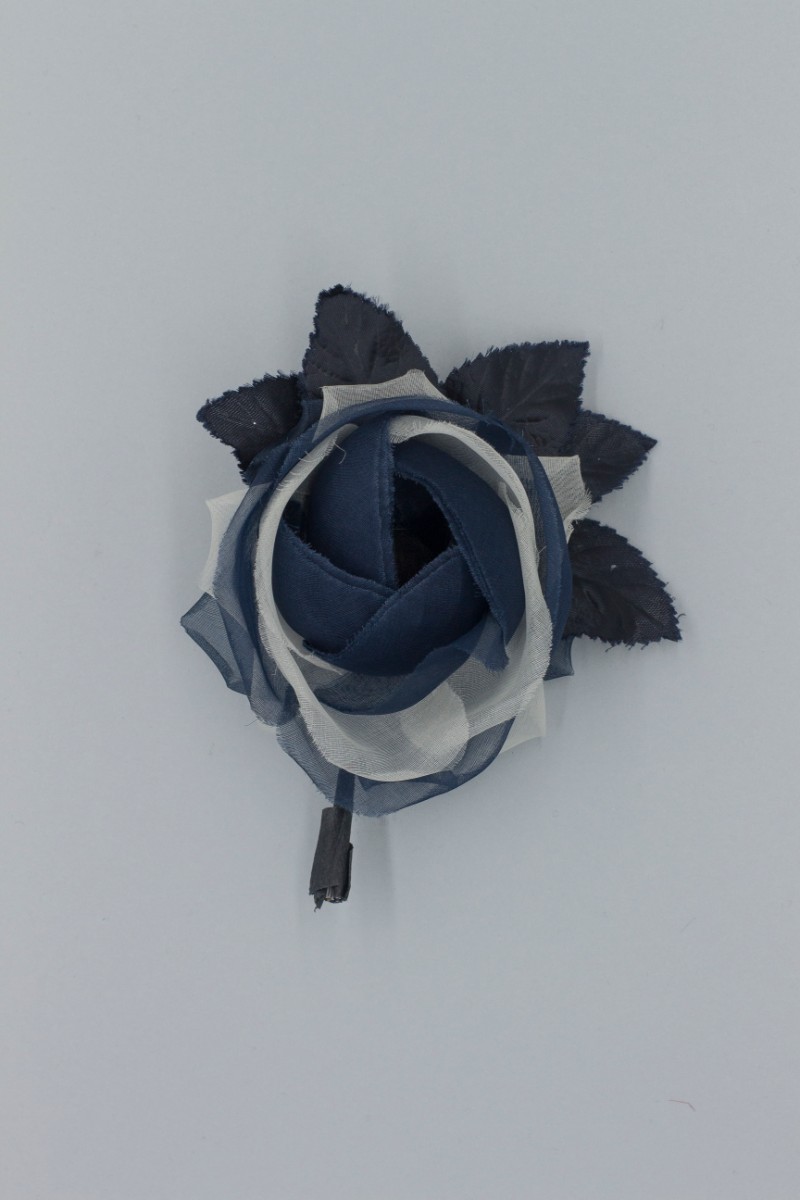 FIORE CHIUSO IN ORGANZA Z8V80101PA